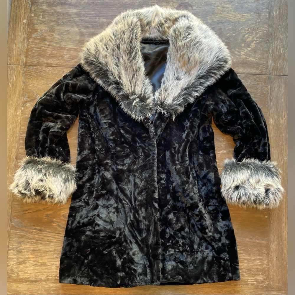 American Vintage Black and Gray Faux Fur Pea Coat - Picture 9 of 16